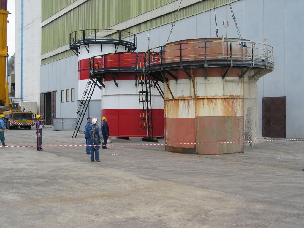 Montaggio ciminiera cementeria